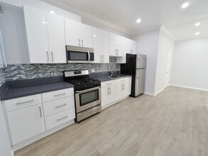 Building Photo - 608 22nd St