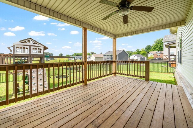 Building Photo - 1398 Citadel Dr