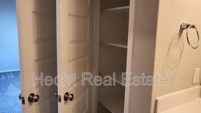 Building Photo - 2440 Ayers Dr