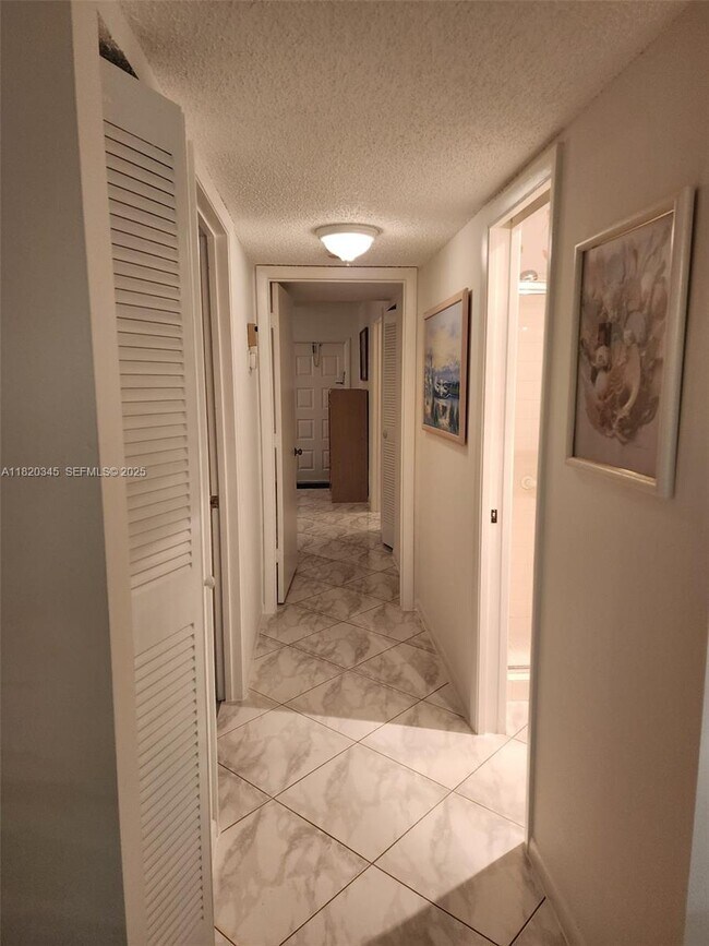 Building Photo - 5150 Lakefront Blvd