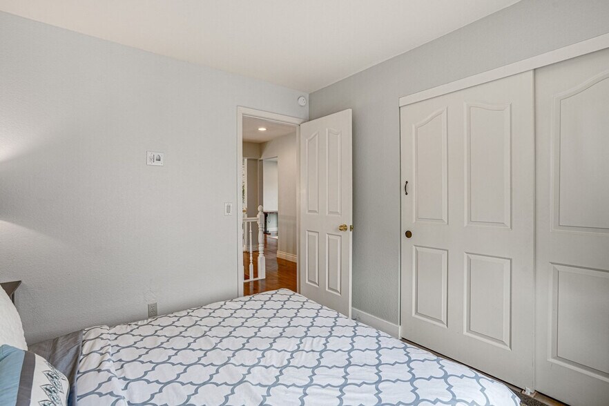 Building Photo - 182 Westminster Way