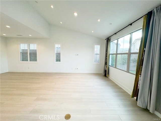 Building Photo - 148 Sabbia