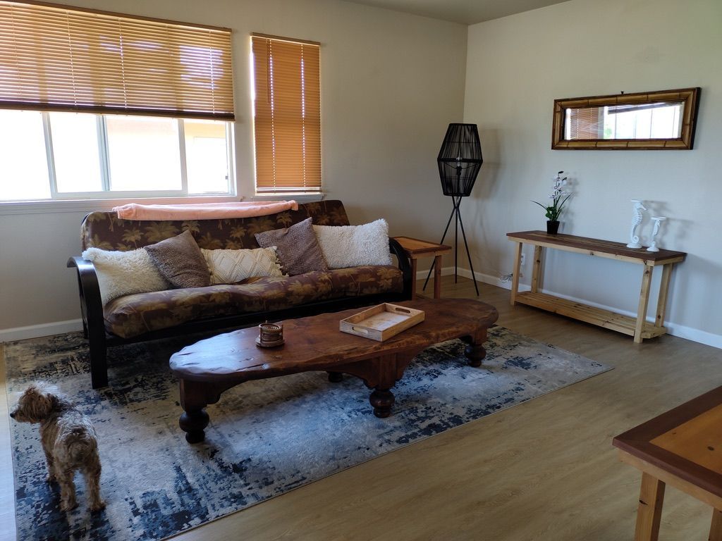 Building Photo - 250 Liholiho St