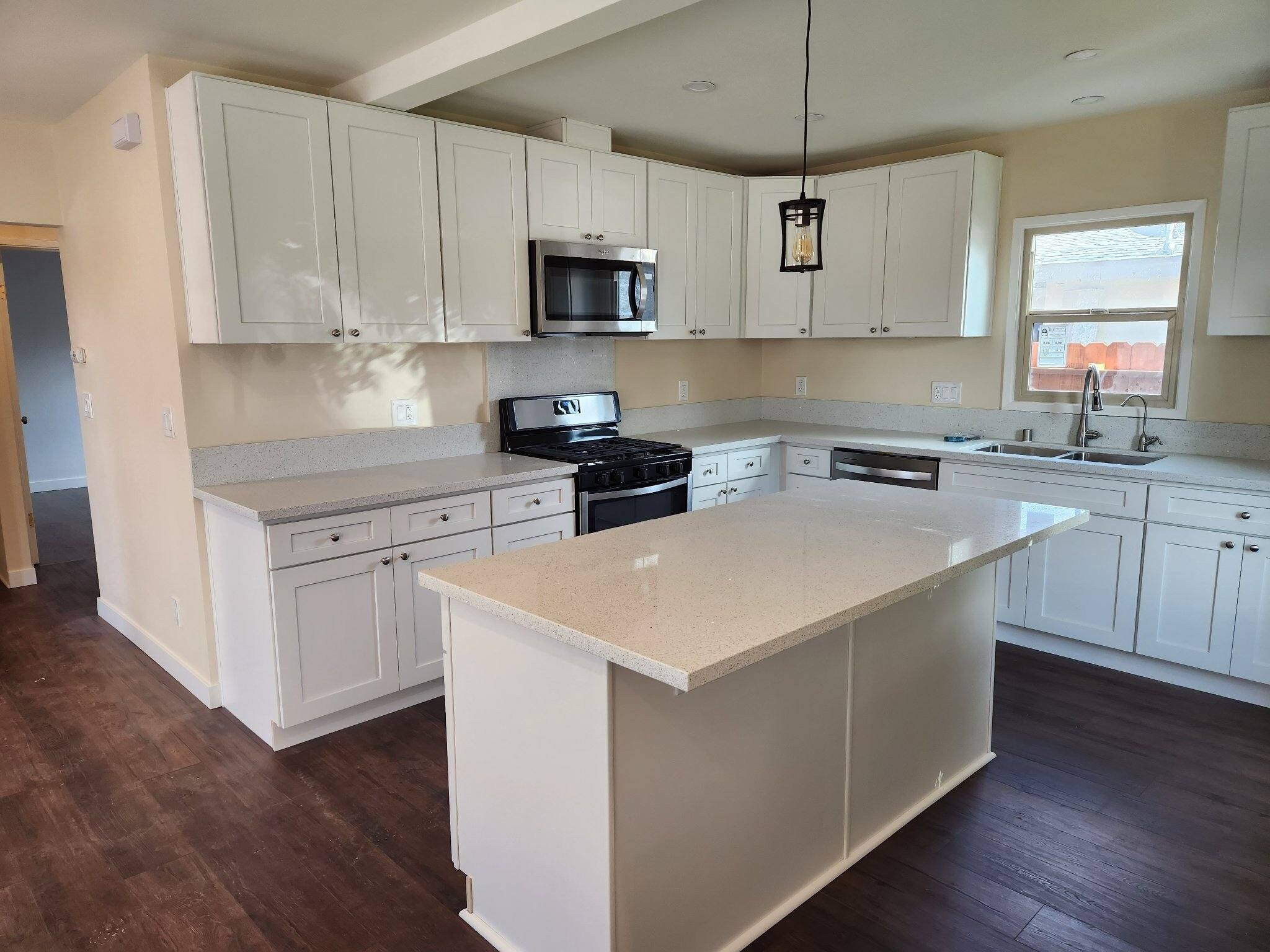 Building Photo - 914 N Olive St