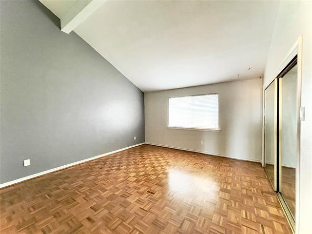 Building Photo - 3119 Lakeside Dr