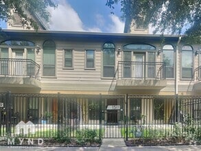 Building Photo - 1511 Paige St