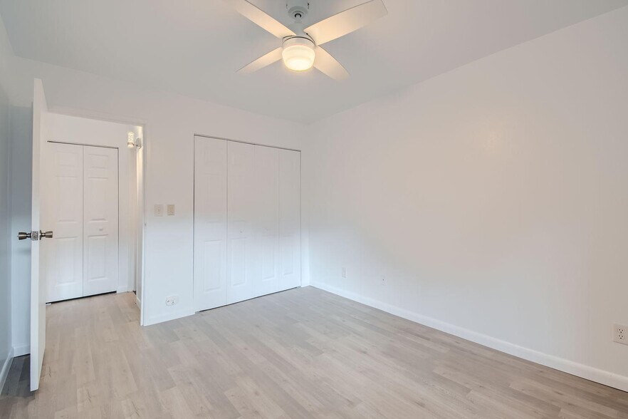 Building Photo - 5995 W Hampden Ave