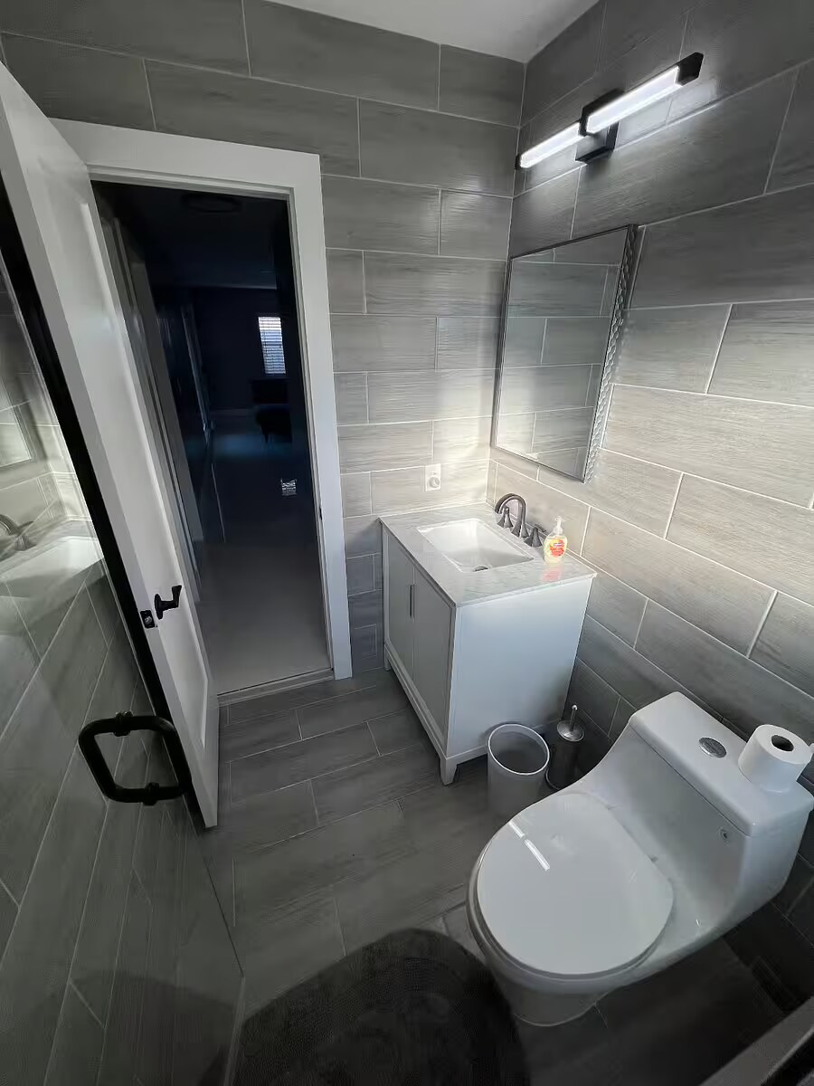 Building Photo - 3163 NW 29th St