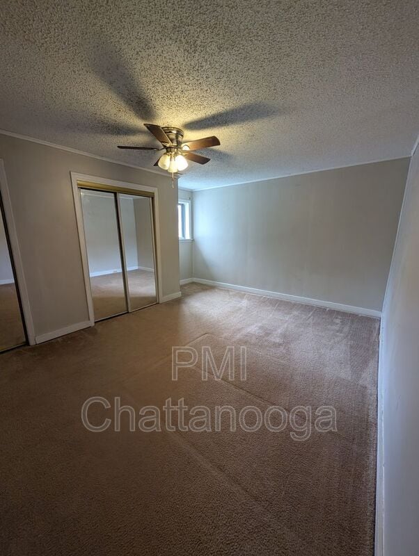 Building Photo - 1542 Burning Bush Rd