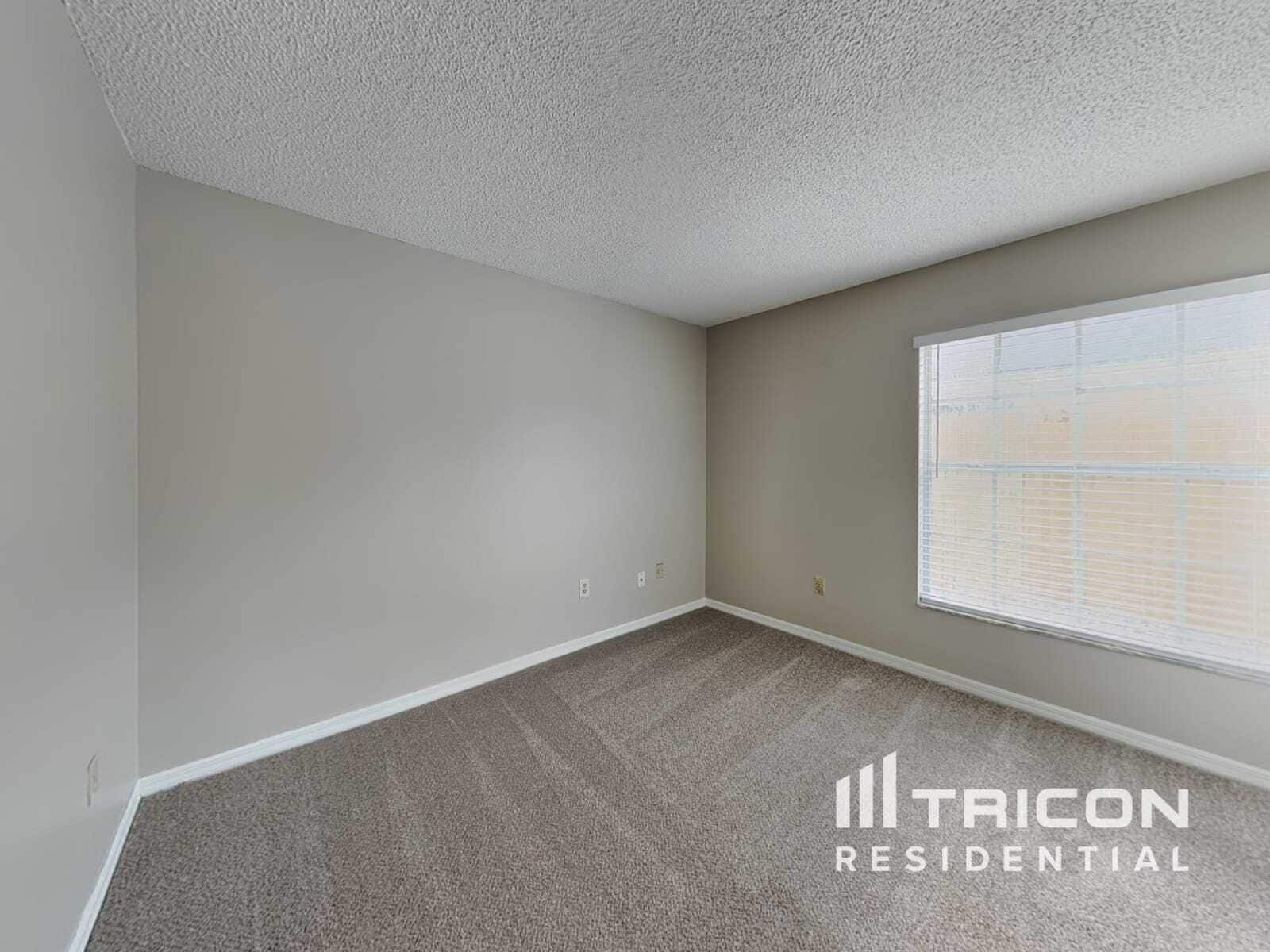 Building Photo - 809 Silversmith Cir
