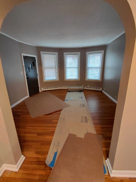 Building Photo - 224 Madison Ave