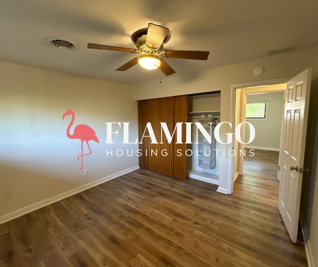 Building Photo - Spacious 3-Bedroom, 2-Bath Home Near Downtown Dayton!