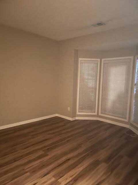 Building Photo - Welcome to this stunning 4-bedroom, 3-bath...