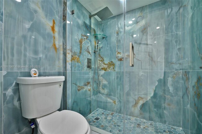 Building Photo - 6284 NW 186th St