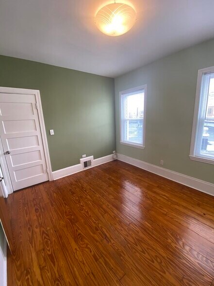 Building Photo - 1277 Massachusetts Ave