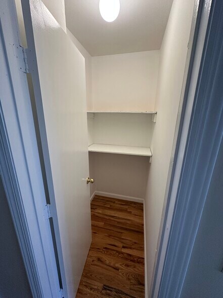 Building Photo - 147 Fairmount Ave