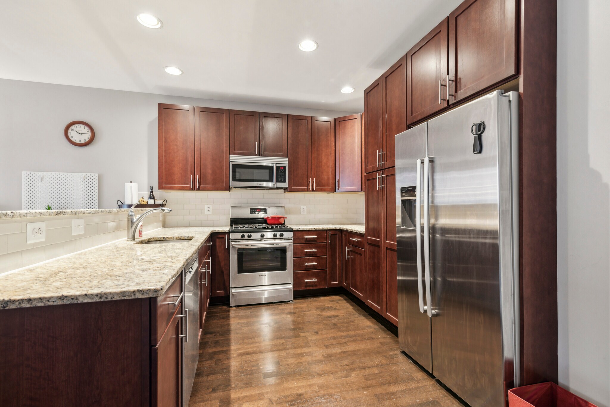 Building Photo - 600 S 24th St