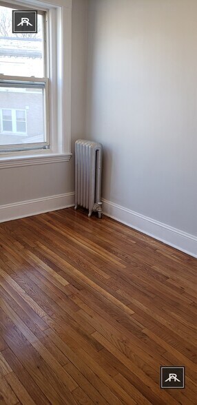 Building Photo - 241 Freeman St