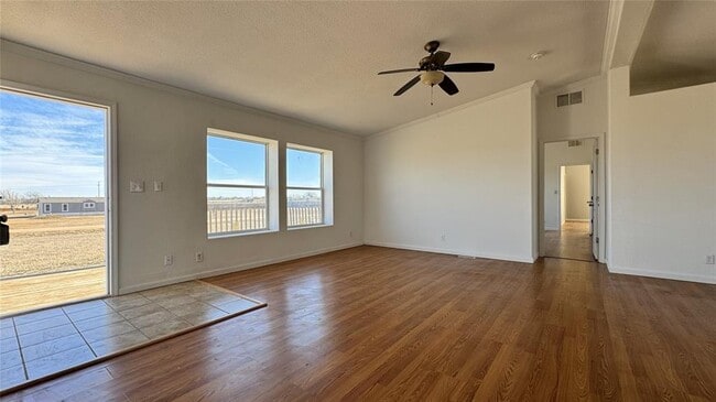 Building Photo - 9448 Sundance Dr