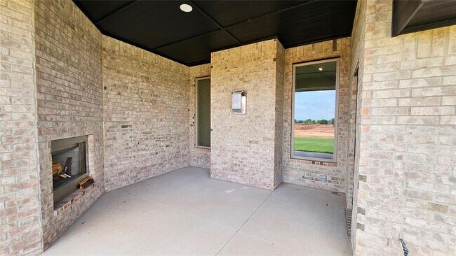 Building Photo - 10401 SW 55th St