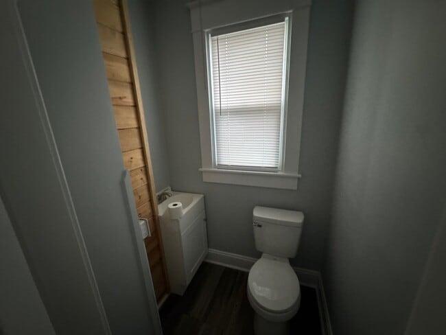 Building Photo - 9 N Colorado Ave