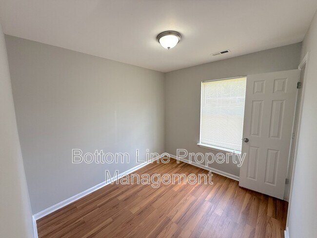 Building Photo - 5503 Windy Valley Dr