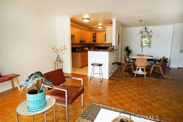 Building Photo - 6542 Ocean Crest Dr