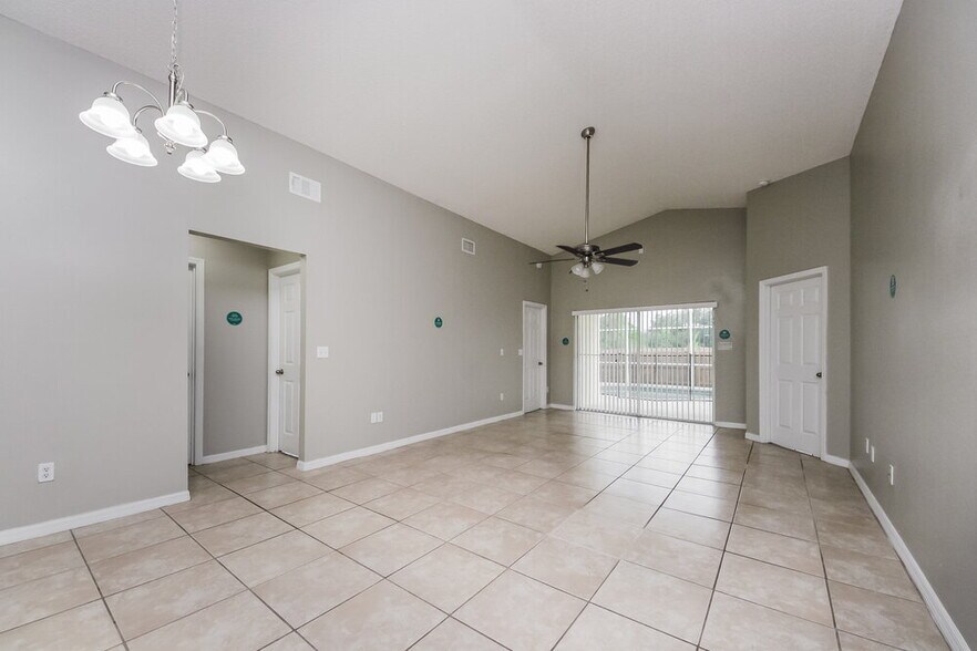 Building Photo - 1125 Winding Water Way