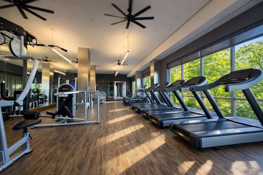 Building Photo - 1524 Sheepshead Bay Rd