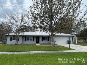 Building Photo - Available March 10th!! Cozy 3 Bedroom and ...