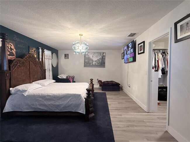 Building Photo - 375 Nova Dr