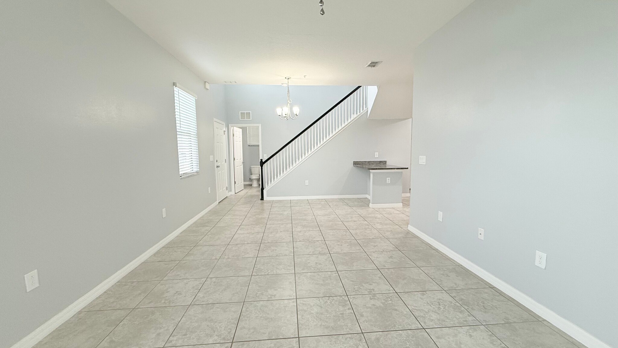 Building Photo - 2449 Seven Oaks Dr
