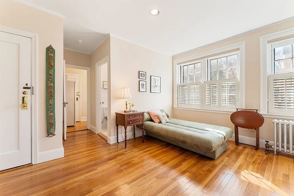 Building Photo - 41 Bowdoin St