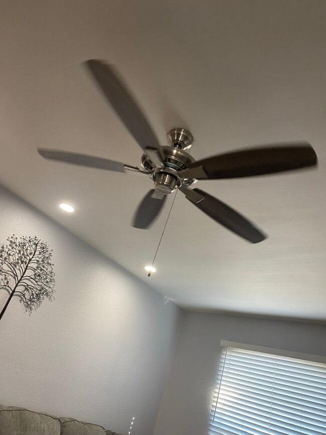 large ceiling fan! - 36 Stowe Rd