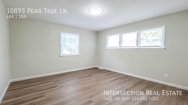 Building Photo - Completely Updated Four Bedroom in St. Ann...