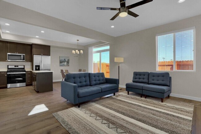 Building Photo - 3792 Venice Grove