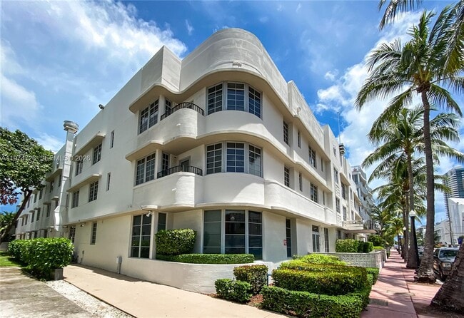 Building Photo - 435 21st St