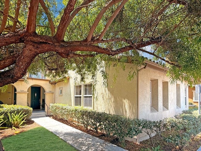 Primary Photo - Charming 2BR/2BA Home with Attached Garage...