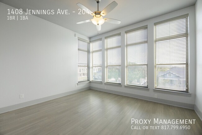 Building Photo - 1408 S Jennings Ave