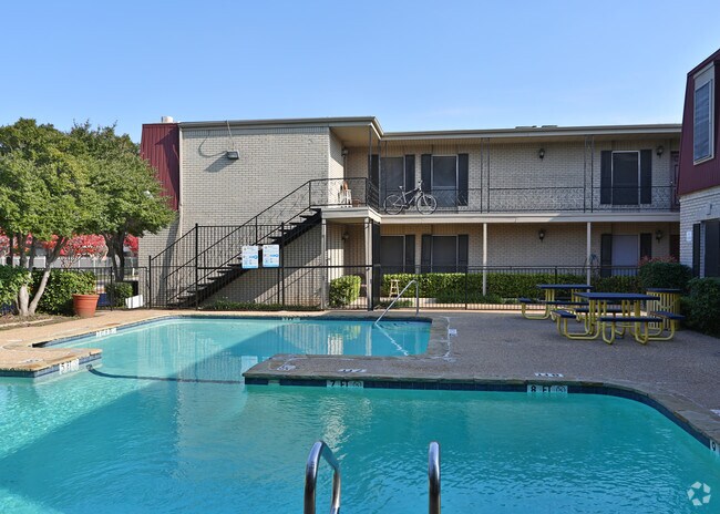 Building Photo - The Springs