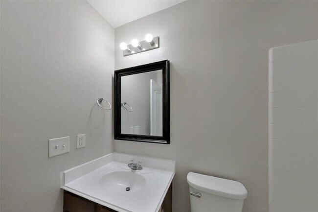 Building Photo - 21342 Bandera Ranch Lane