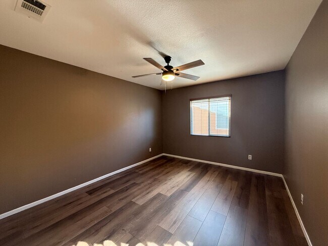 Building Photo - Beautiful Home in the Heart of Perris