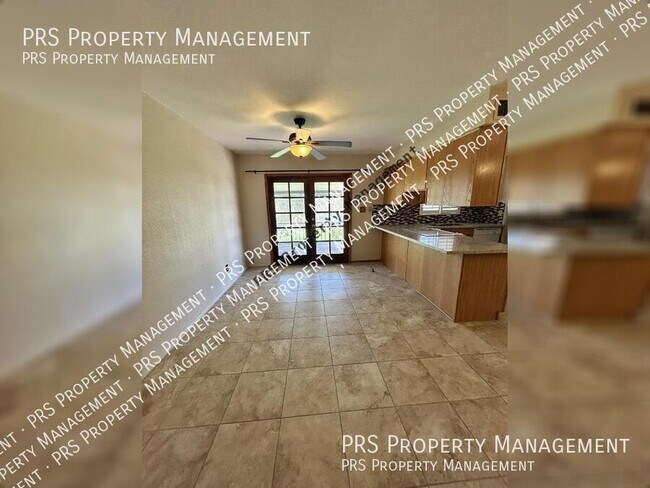 Building Photo - 6926 E Windsor Ave