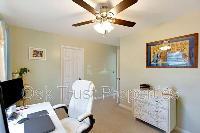 Building Photo - 113 Swiftwater Way