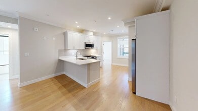 Building Photo - 121 Allston St