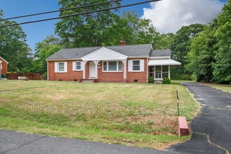 Building Photo - 10530 Lambeth Rd