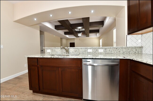 Building Photo - 15149 Imagine Dr