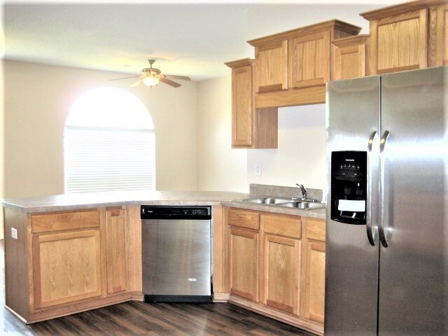 Building Photo - 7138 Arcastle Loop E