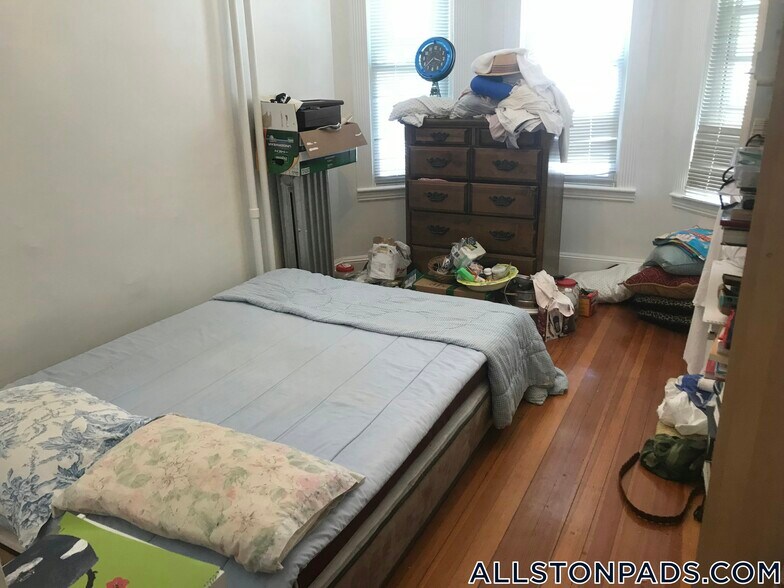 Building Photo - 97 Franklin St