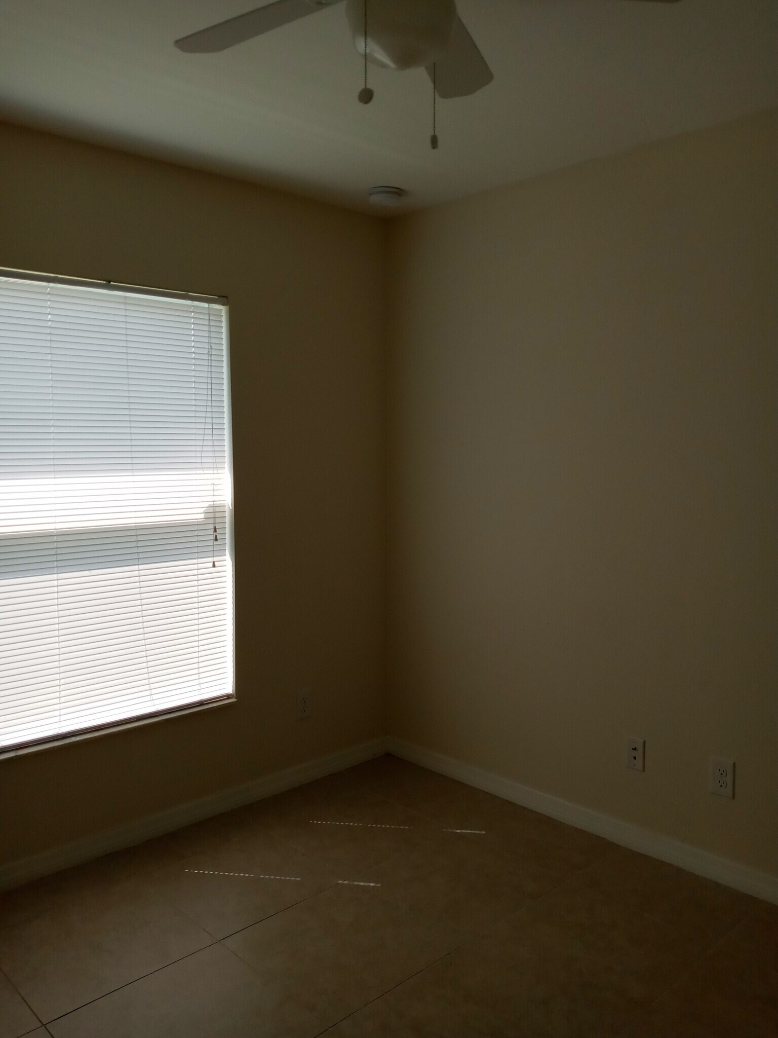 Building Photo - Coming Soon - $500 off Move in Summer Special